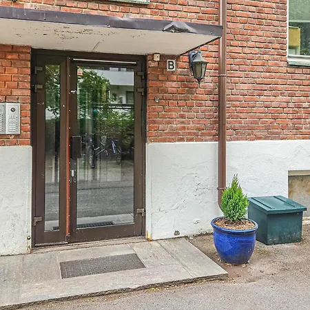 4 Bedroom Beautiful In Apartment Oslo