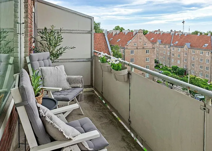 4 Bedroom Beautiful In Appartement
